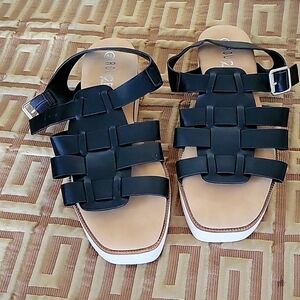 Ladies sandals black size 8.5
